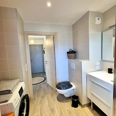 Bia 21 - Chaleureux T2, Proche Lac, Pkg Souterrain Appartamento Annecy
